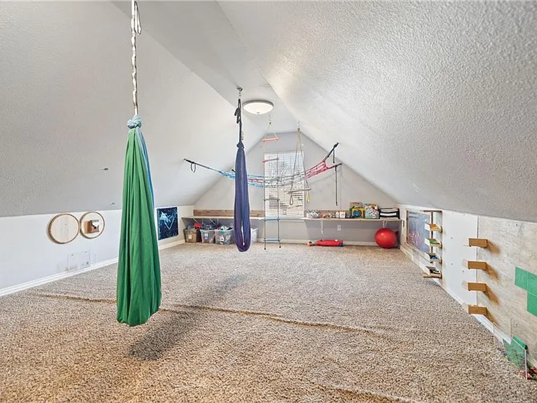 1406 N Latisha Ln — Photo 18