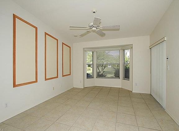 2nd image of 10772 Queen Anne Ln #1202