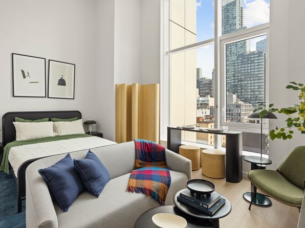 23-10 42nd Rd #PENTHOUSE 1A