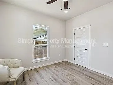 1951 NW 11th St — Photo 32