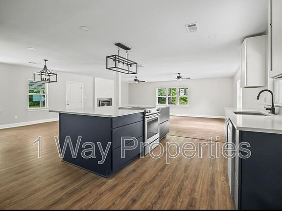 2nd image of 80249 N Willie Rd