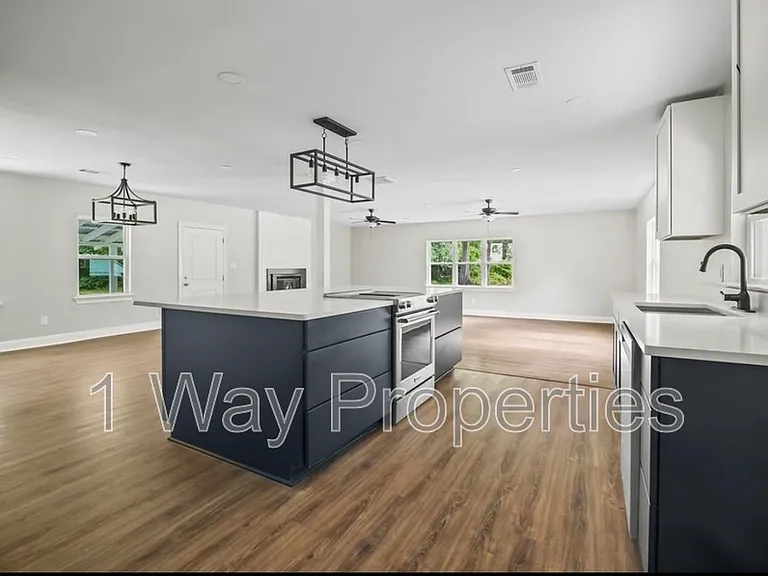 80249 N Willie Rd — Photo 2