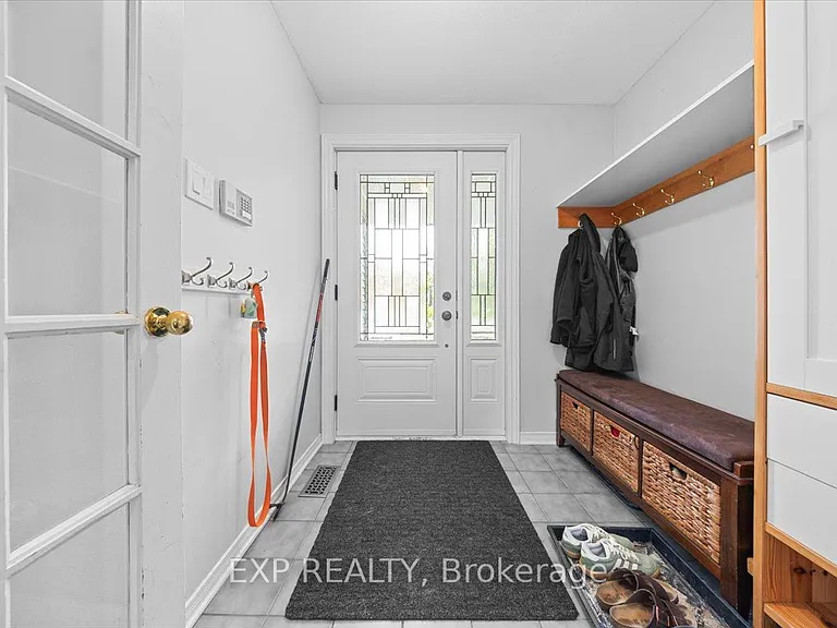 32 Flanders St — Photo 3