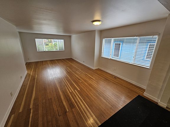 5th image of 7053 24th Ave NW