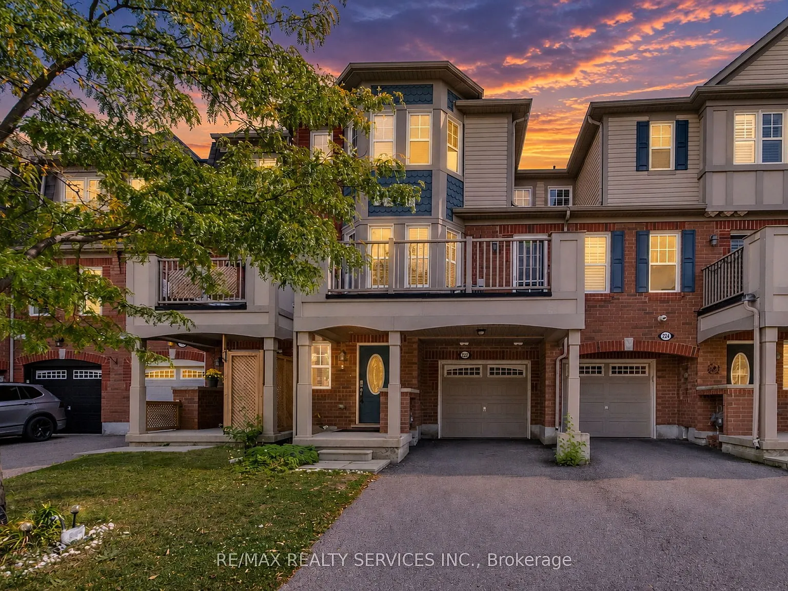 2 bed, $2,850 — Photo 2