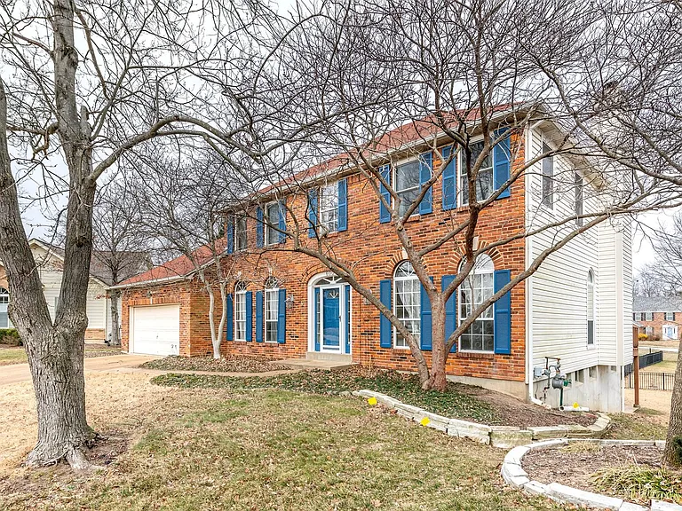 600 Arbor Glen Ct — Photo 3