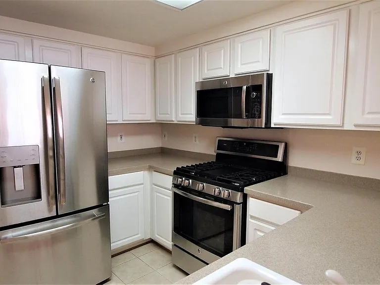 3830 9th St N #703W — Photo 3