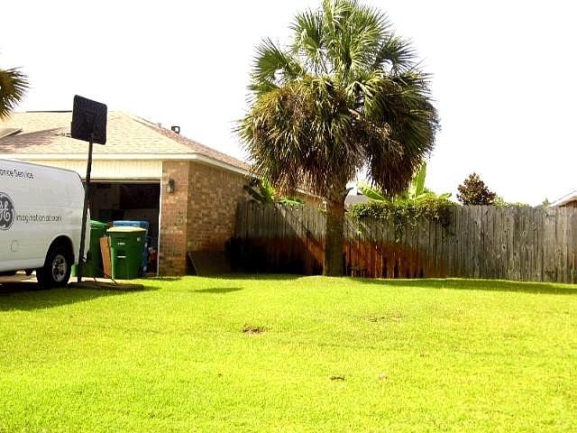 2nd image of 7220 Zoe Cir