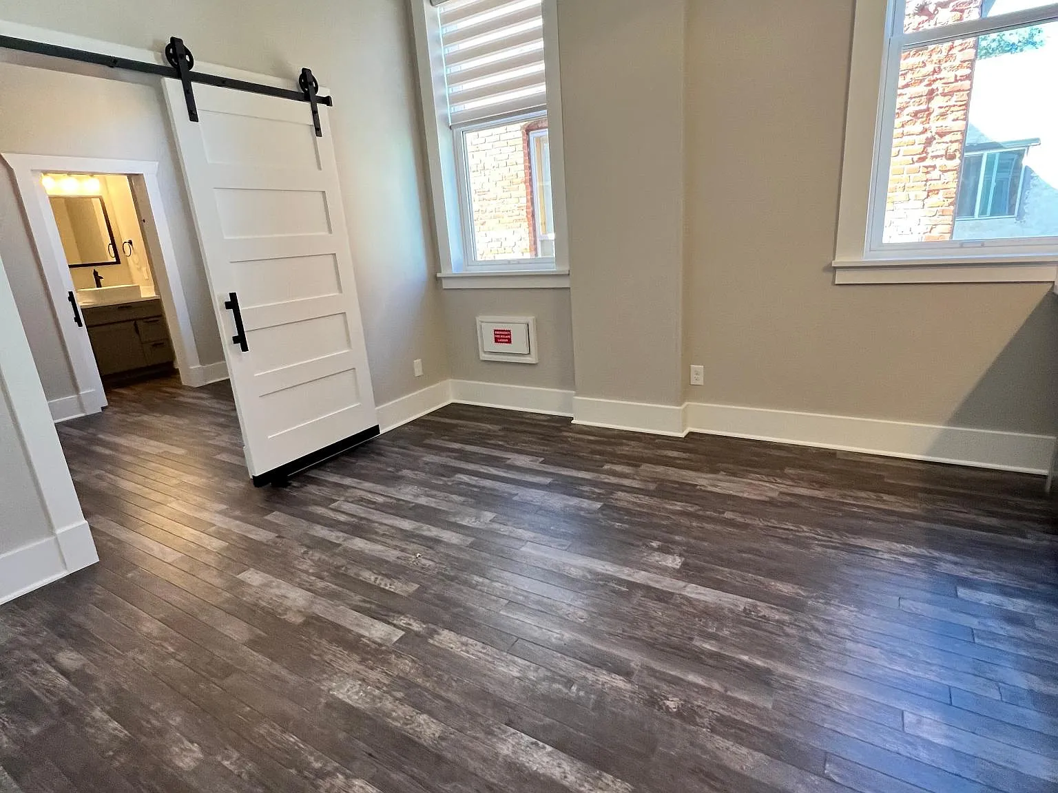 1 bed, 317 sqft, $1,335 — Photo 3