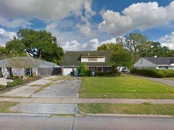 3rd image of 12207 Hillcroft St #0