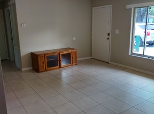 25 Crescent Lake Dr, North Fort Myers, FL 33917