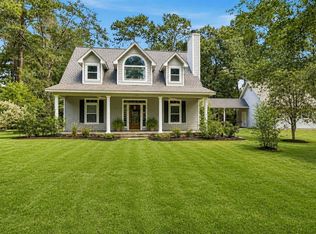 21902 Meadowsweet Dr, Magnolia, TX 77355