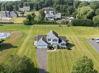 9 Grand View Dr, Enfield, CT 06082