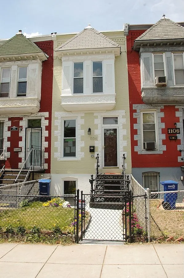 1104 8th St NE photo 1