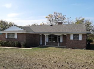 931 N 9th St, Midlothian, TX 76065