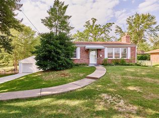 8674 Engler Ave, Saint Louis, MO 63114