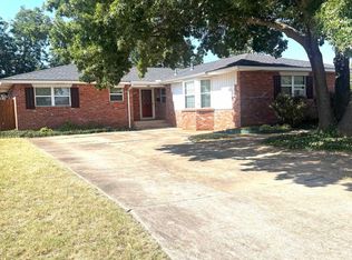 2210 W Chisholm Dr, Duncan, OK 73533