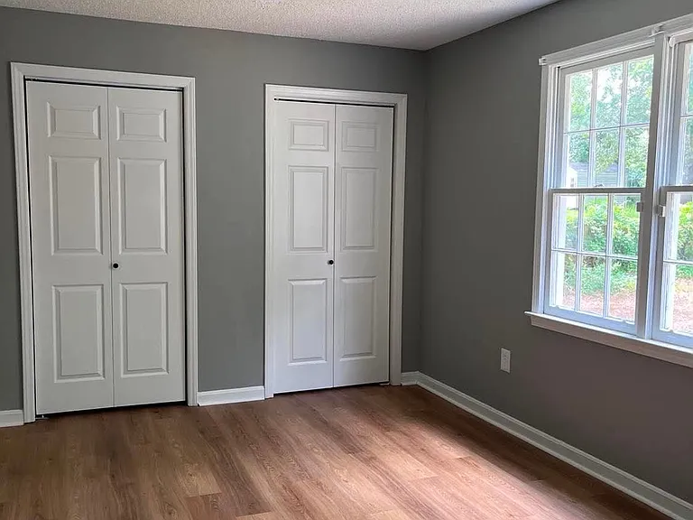 2317 Omega Dr — Photo 10
