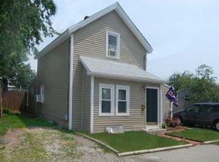 6 Avenue A, Riverside, RI 02915