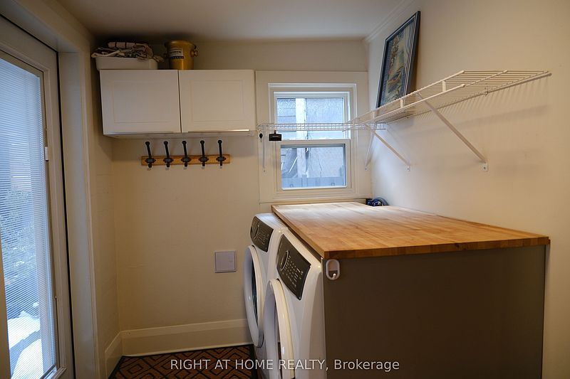 Toronto Townhouse for rent - 2 Bedrooms — photo 14