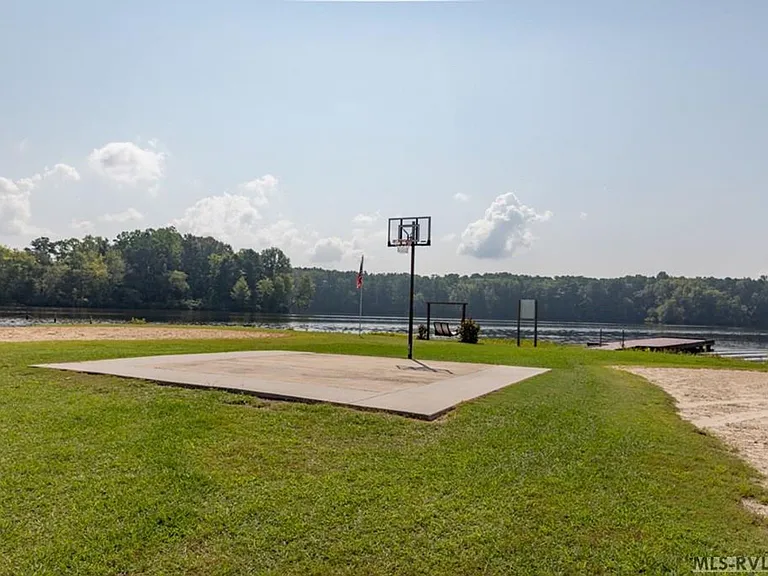 422 Tanglewood Dr — Photo 27