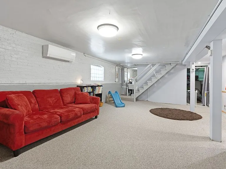 2924 W Giddings St — Photo 20
