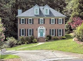 1561 Catherine Ct, Suwanee, GA 30024