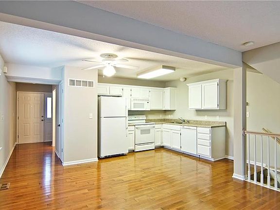 3rd image of 5517 NW Moonlight Meadow Dr #73D