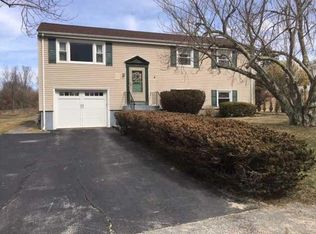 193 Redwood Rd, Portsmouth, RI 02871