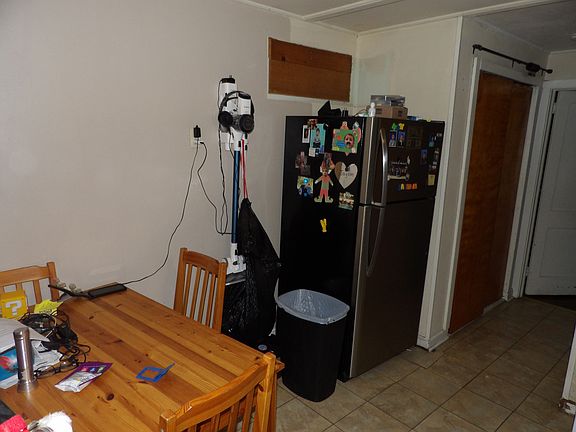 3rd image of 2 Hasbrouck Ave