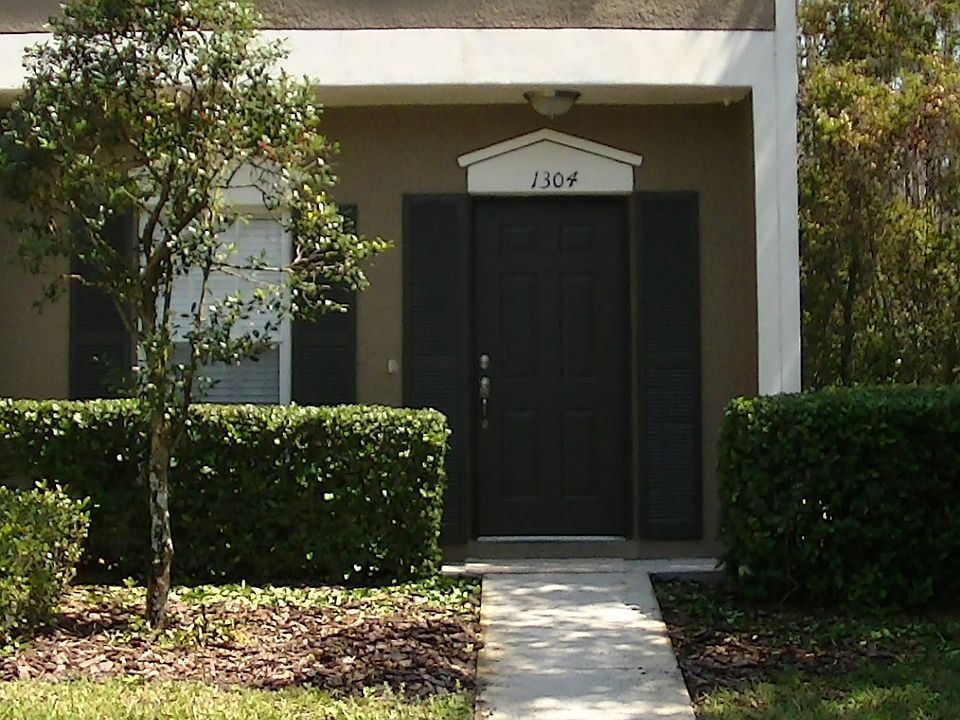 1st image of 1304 Standridge Dr