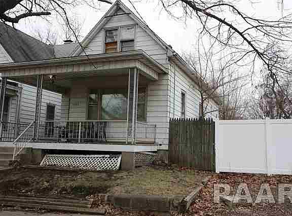 2nd image of 1607 S Faraday Ave