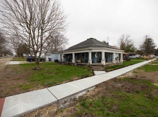 400 E Church St, Eaton, IN 47338