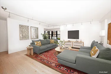 415 Grand Street, #E906