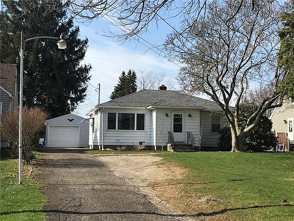 2nd image of 1128 E Grandview Blvd