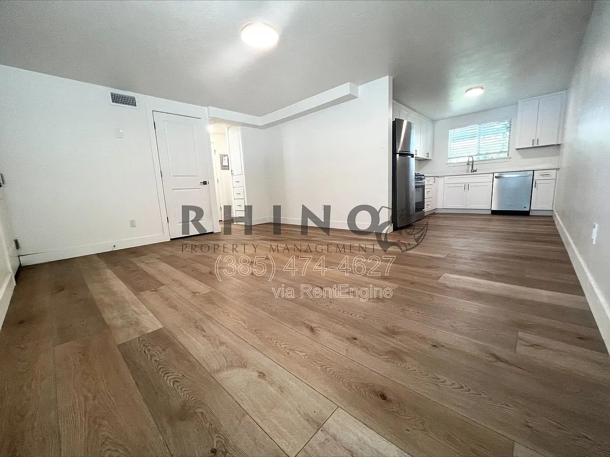 Building Photo - 660 S 800 E #5