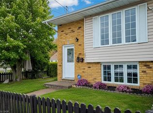 103 Vine St S, Saint Catharines, ON L2R 3Y3