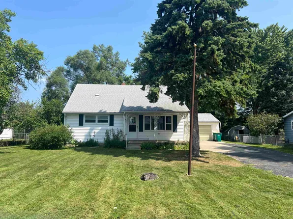 4143 Sherry Ct, Bay City, MI 48706