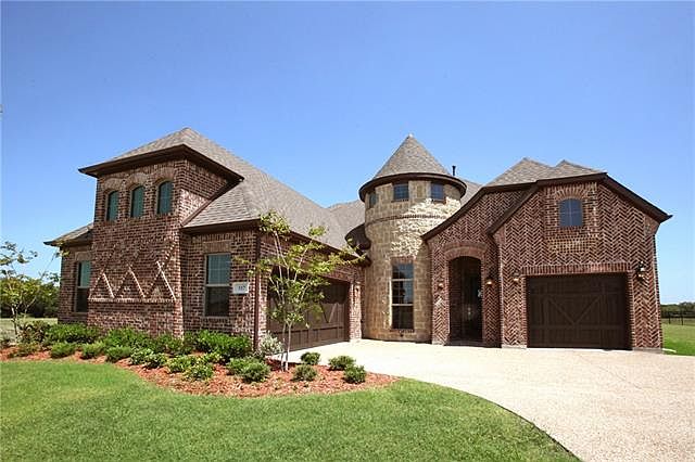 1st image of 517 Eloise Dr