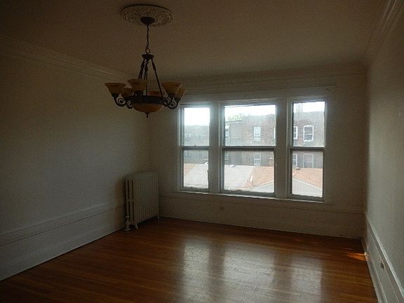 3rd image of 7256 S Coles Ave #3N