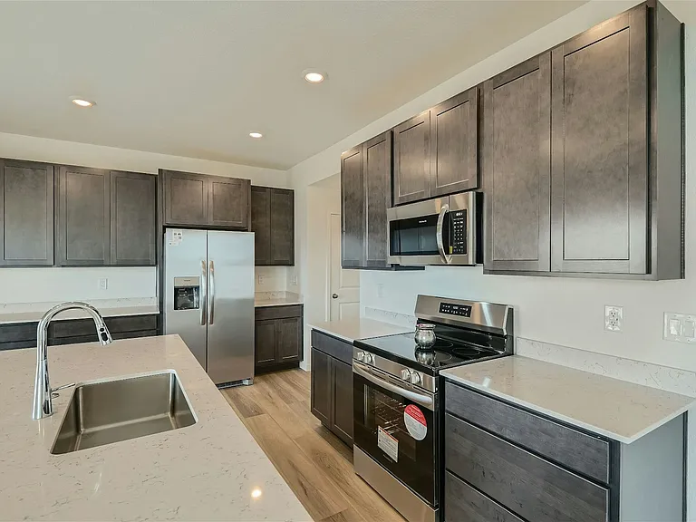 2094 S Fultondale Ct — Photo 5