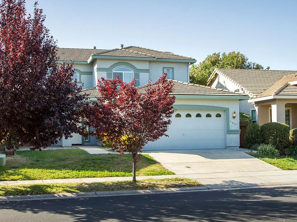 1st image of 108 Halley Glen Dr