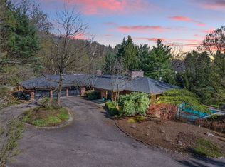 114 Hillcrest Rd, Pittsburgh, PA 15238