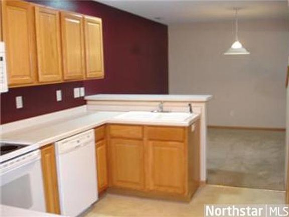 3rd image of 13847 Rose Dr