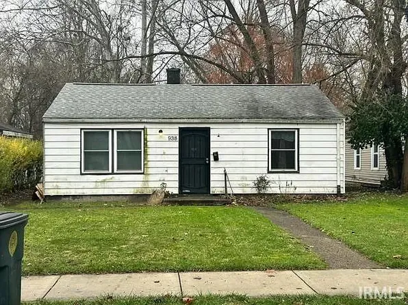 938 Roosevelt St, South Bend, IN 46616