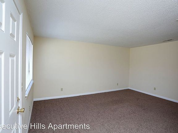 5th image of 4424 Torrance Dr NW APT 12