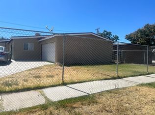 45519 Cedar Ave, Lancaster, CA 93534