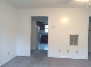 140 Eversole St APT 3, Hazard, KY 41701