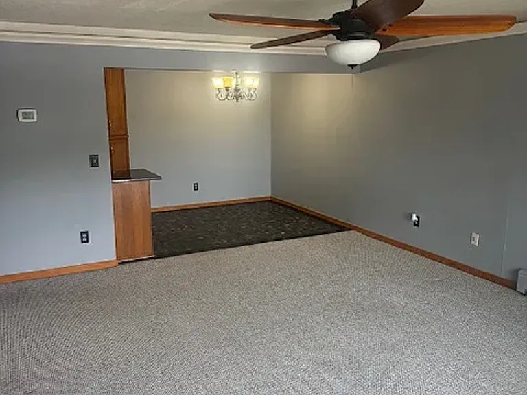 4407 Wilshire Blvd #206 — Photo 5