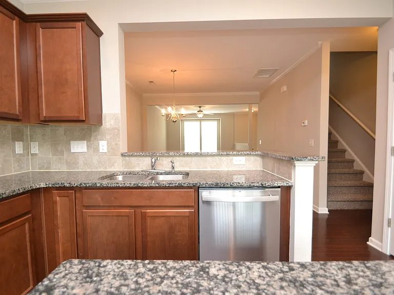 327 Dove Cottage Ln — Photo 14